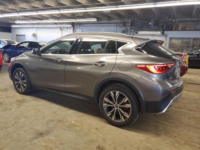 SJKCH5CR1HA020905 - 2017 INFINITI QX30 BASE GRAY photo 2