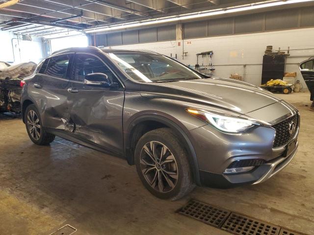 SJKCH5CR1HA020905 - 2017 INFINITI QX30 BASE GRAY photo 4