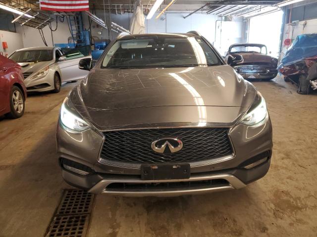 SJKCH5CR1HA020905 - 2017 INFINITI QX30 BASE GRAY photo 5