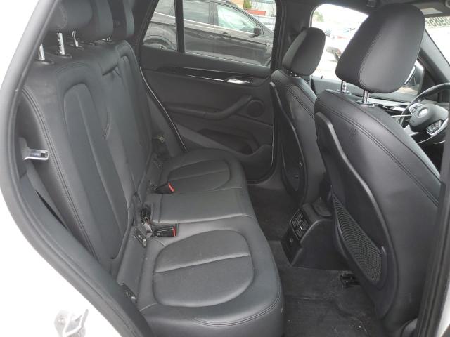 WBXHT3C39J5F91232 - 2018 BMW X1 XDRIVE28I Weiß Foto 11