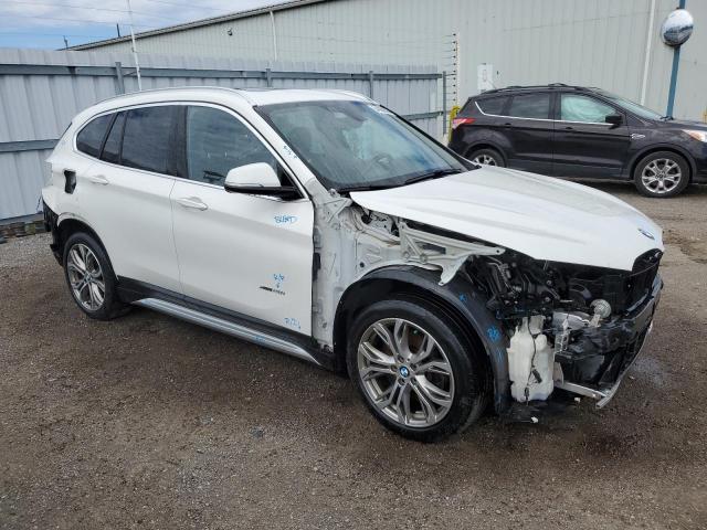 WBXHT3C39J5F91232 - 2018 BMW X1 XDRIVE28I Weiß Foto 4