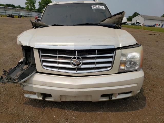 3GYFK66N16G114582 - 2006 CADILLAC ESCALADE ESV WHITE photo 5