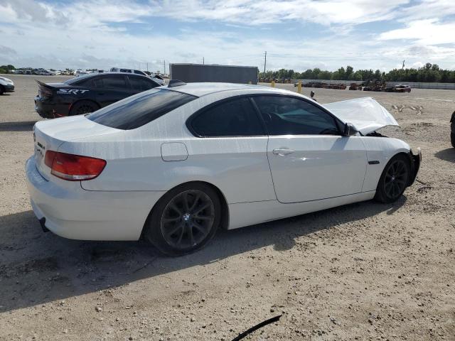 WBAWC73568E067389 - 2008 BMW 335 XI WHITE photo 3