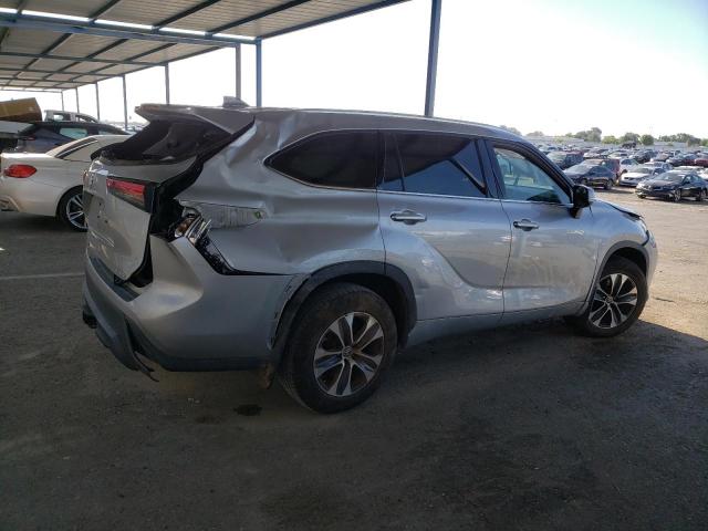 5TDHZRBH1LS039309 - 2020 TOYOTA HIGHLANDER XLE 银色 照片 3