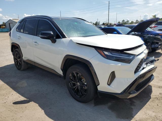 4T3E6RFV4NU099274 - 2022 TOYOTA RAV4 XSE WHITE photo 4