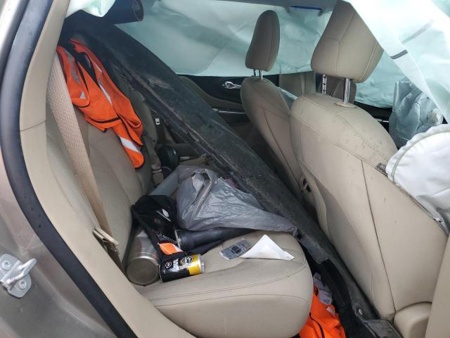 1C4PJLCB4KD387433 - 2019 JEEP CHEROKEE LATITUDE BROWN photo 10