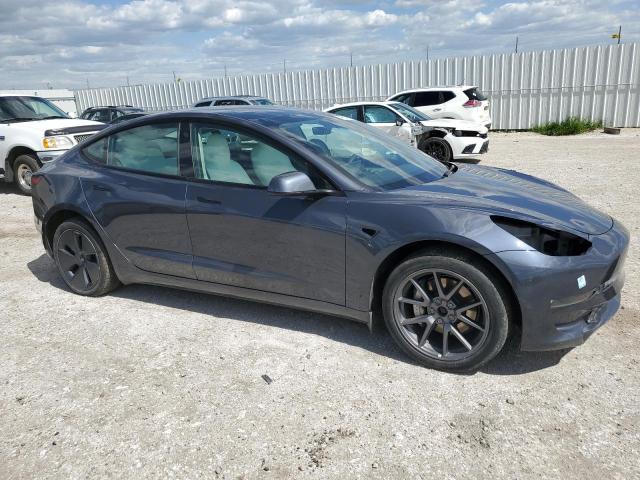 5YJ3E1EB0PF480129 - 2023 TESLA MODEL 3 GRAY photo 4