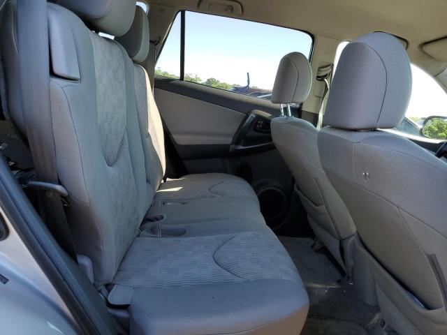 2T3BF4DV7CW257497 - 2012 TOYOTA RAV4 SILVER photo 11