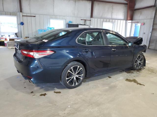 4T1B11HK0JU590935 - 2018 TOYOTA CAMRY L BLUE photo 3