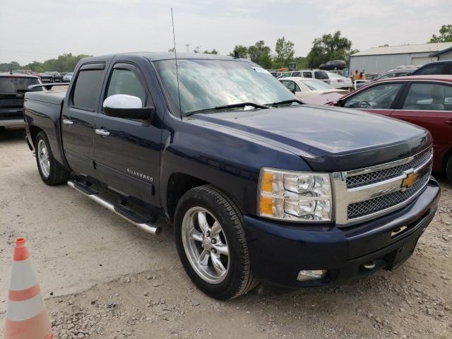 3GCPCTE0XBG110553 - 2011 CHEVROLET SILVERADO C1500 LTZ BLUE photo 4