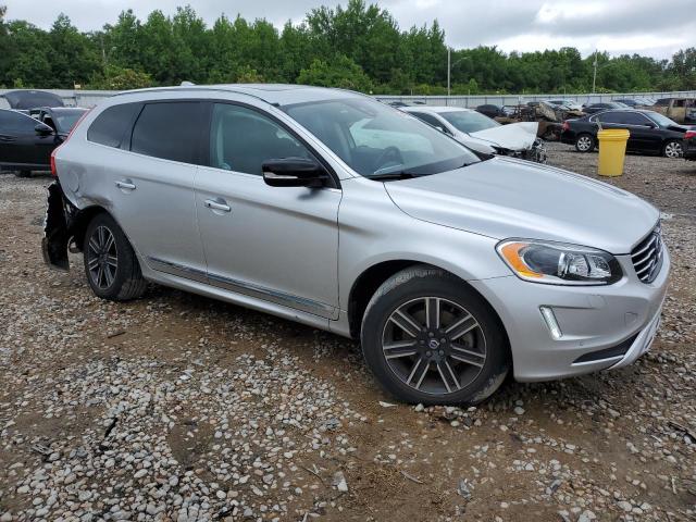 YV440MDR0H2215781 - 2017 VOLVO XC60 T5 DYNAMIC ვერცხლისფერი ფოტო 4
