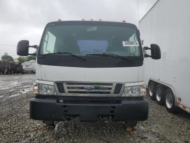 3FRLL45Z06V315841 - 2006 FORD LOW CAB FO LCF450 WHITE photo 5