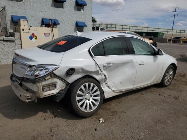 2G4GR5ER3D9247996 - 2013 BUICK REGAL WHITE photo 3