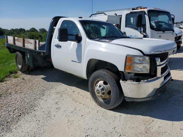 1GB3KZCGXEF131756 - 2014 CHEVROLET SILVERADO K3500 WHITE photo 4