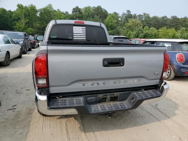 5TFSZ5ANXJX122489 - 2018 TOYOTA TACOMA ACCESS CAB ნაცრისფერი ფოტო 6