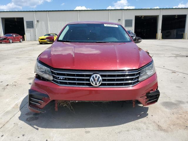 1VWDT7A37HC006301 - 2017 VOLKSWAGEN PASSAT R-LINE Rot Foto 5