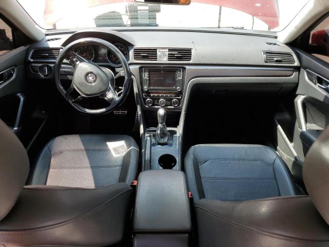1VWDT7A37HC006301 - 2017 VOLKSWAGEN PASSAT R-LINE Rot Foto 8