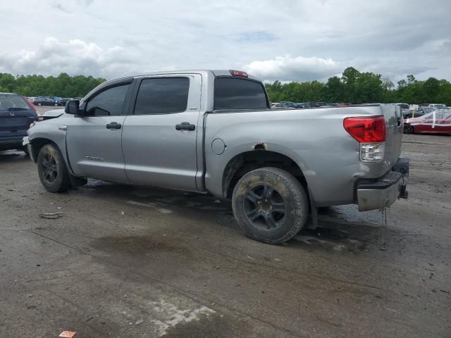 5TBDV54178S492921 - 2008 TOYOTA TUNDRA CREWMAX SILVER photo 2