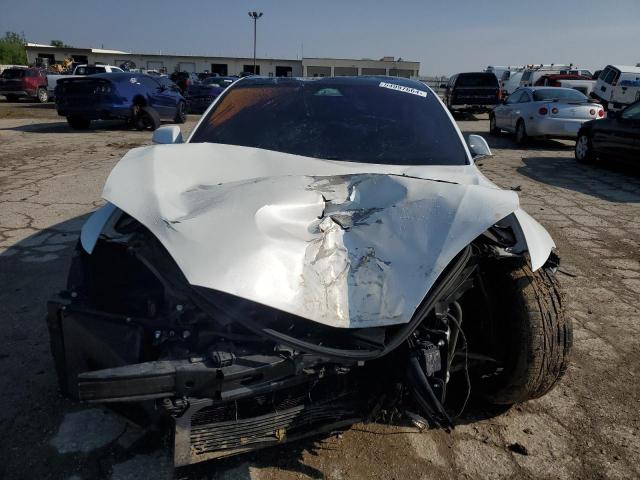 5YJSA1E20KF331199 - 2019 TESLA MODEL S თეთრი ფოტო 5