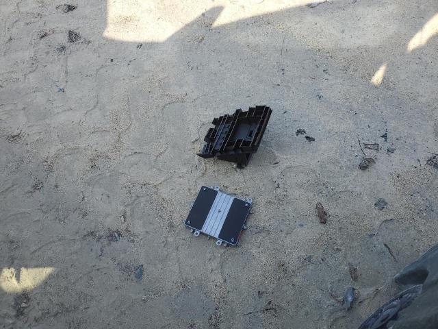 1G11D5RR2DF101107 - 2013 CHEVROLET MALIBU 1LT 银色 照片 12