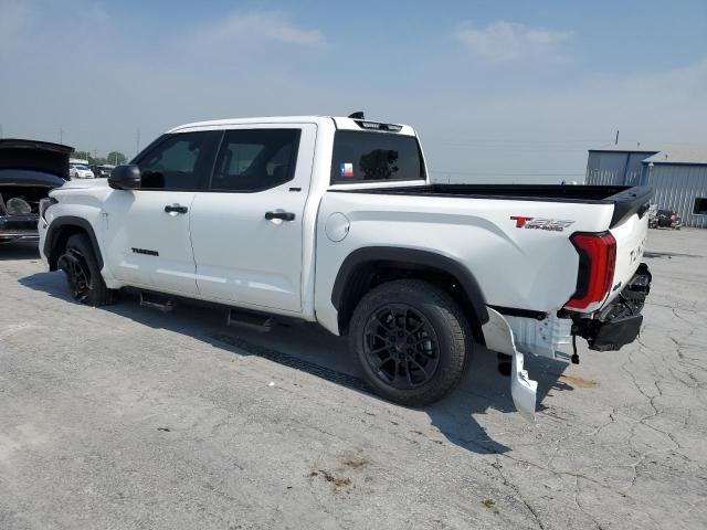 5TFLA5DB4PX061601 - 2023 TOYOTA TUNDRA CREWMAX SR WHITE photo 2