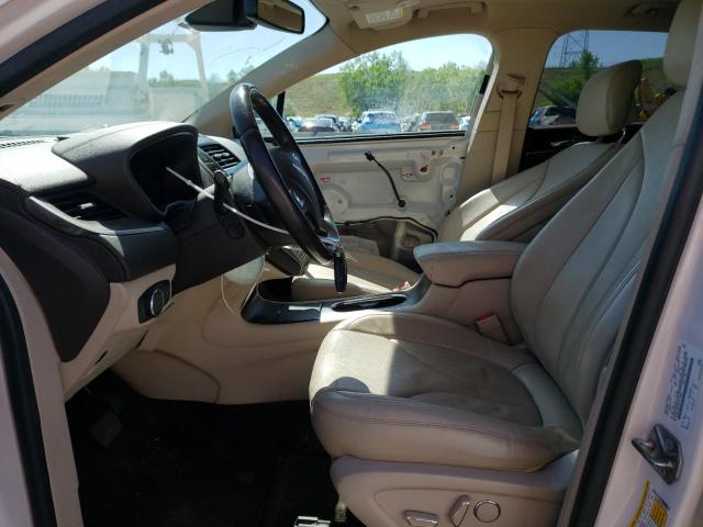 5LMCJ3D91HUL51484 - 2017 LINCOLN MKC RESERVE WHITE photo 7