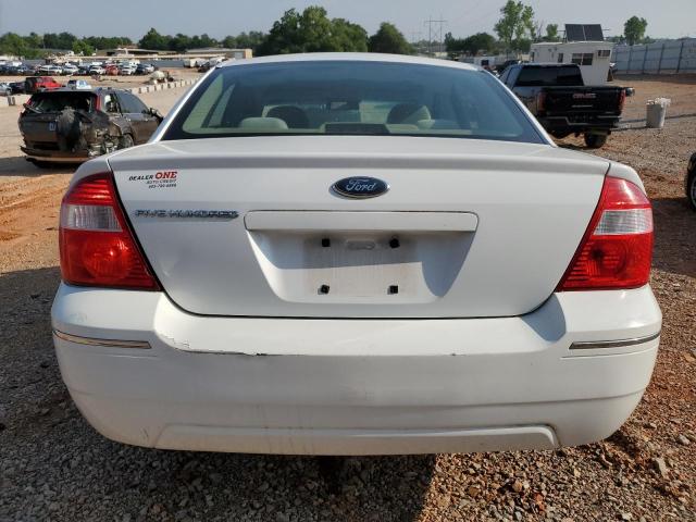 1FAFP23125G160150 - 2005 FORD FIVE HUNDR SE WHITE photo 6