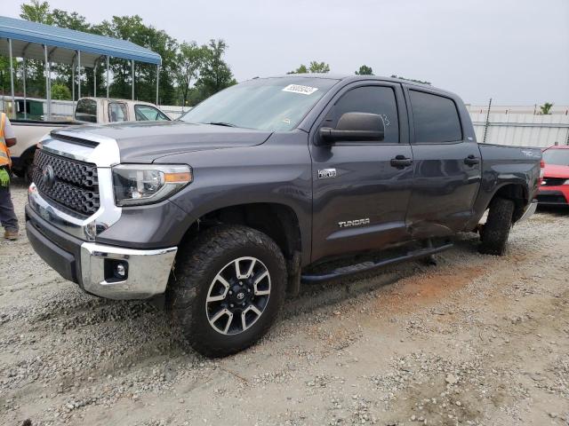 5TFDY5F11JX755447 - 2018 TOYOTA TUNDRA CREWMAX SR5 GRAY photo 1