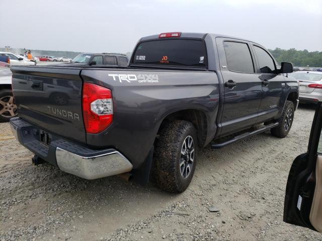 5TFDY5F11JX755447 - 2018 TOYOTA TUNDRA CREWMAX SR5 GRAY photo 3