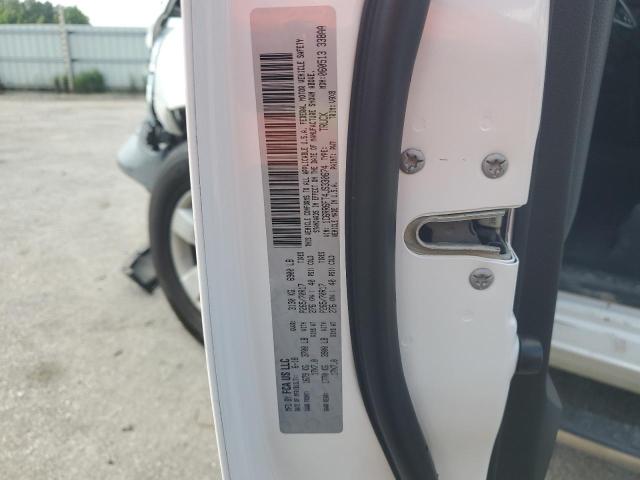 1C6RR6FT4JS330674 - 2018 RAM 1500 ST WHITE photo 12
