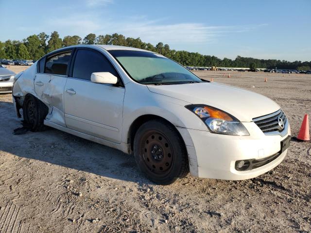 1N4AL21E07N466807 - 2007 NISSAN ALTIMA 2.5 WHITE photo 4