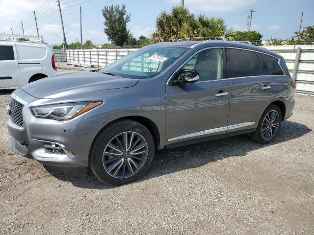 2019 INFINITI QX60 LUXE, 