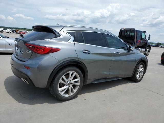 SJKCH5CP7HA017554 - 2017 INFINITI QX30 BASE GRAY photo 3