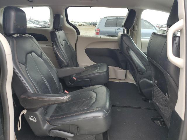 2C4RC1BGXJR149716 - 2018 CHRYSLER PACIFICA TOURING L BLACK photo 11