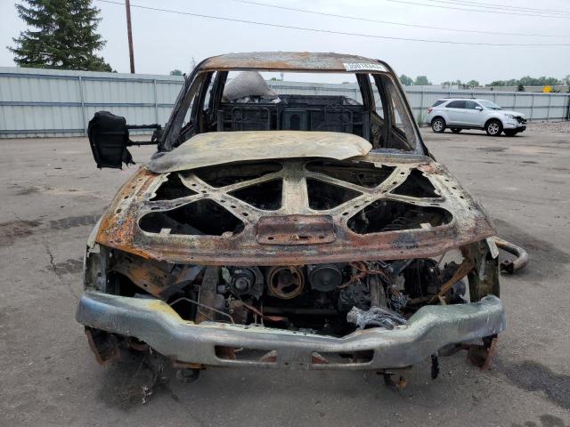 1GTGK23U94F170301 - 2004 GMC SIERRA K2500 CREW CAB BURN photo 5