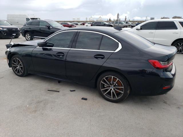 3MW5R1J07L8B22636 - 2020 BMW 330I BLACK photo 2