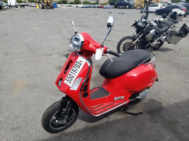 ZAPMD39M9P5100655 - 2023 VESPA GTS/SEI GI 300 RED photo 2