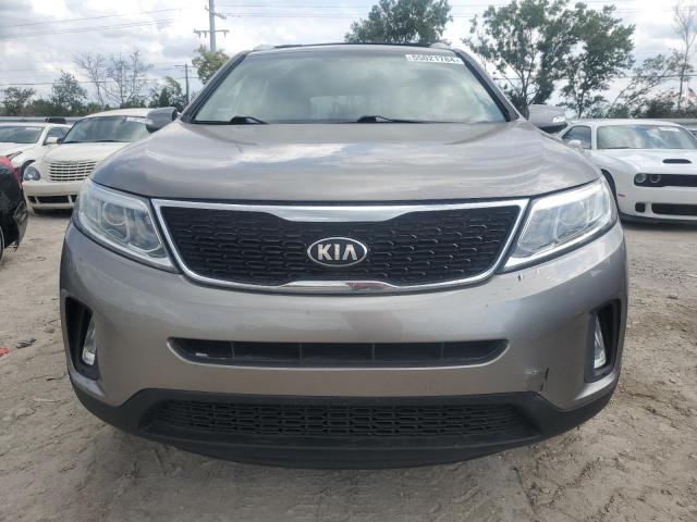 5XYKTCA68EG439811 - 2014 KIA SORENTO LX GRAY photo 5