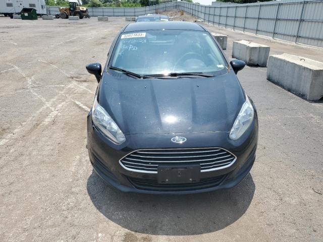 3FADP4EJ4HM150410 - 2017 FORD FIESTA SE BLACK photo 5