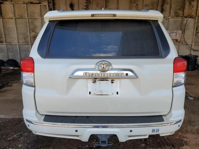 JTEZU5JR3A5004808 - 2010 TOYOTA 4RUNNER SR5 WHITE photo 6