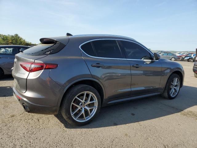 ZASPAKBN0L7C76312 - 2020 ALFA ROMEO STELVIO TI GRAY photo 3