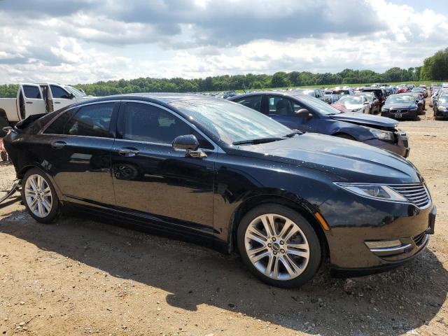 3LN6L2GK7GR633296 - 2016 LINCOLN MKZ BLACK photo 4