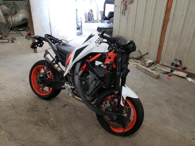 VBKTU9402MM811053 - 2021 KTM 890 DUKE R ORANGE photo 1