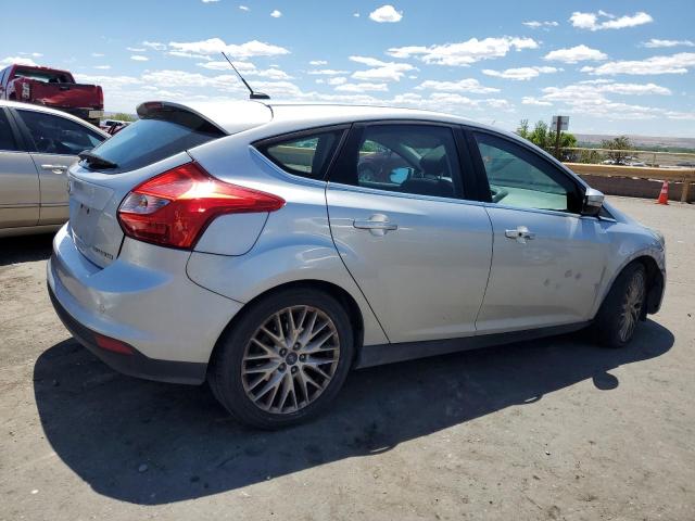 1FADP3N28EL303273 - 2014 FORD FOCUS TITANIUM SILVER photo 3