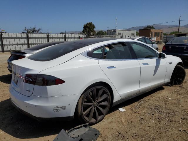 5YJSA4H29FF086079 - 2015 TESLA MODEL S 85D WHITE photo 3