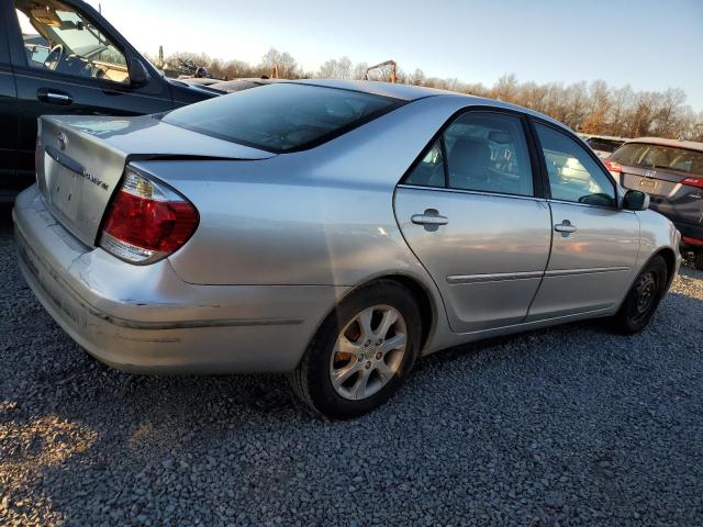 4T1BF30K35U592807 - 2005 TOYOTA CAMRY LE ვერცხლისფერი ფოტო 3