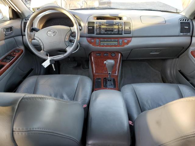 4T1BF30K35U592807 - 2005 TOYOTA CAMRY LE ვერცხლისფერი ფოტო 8