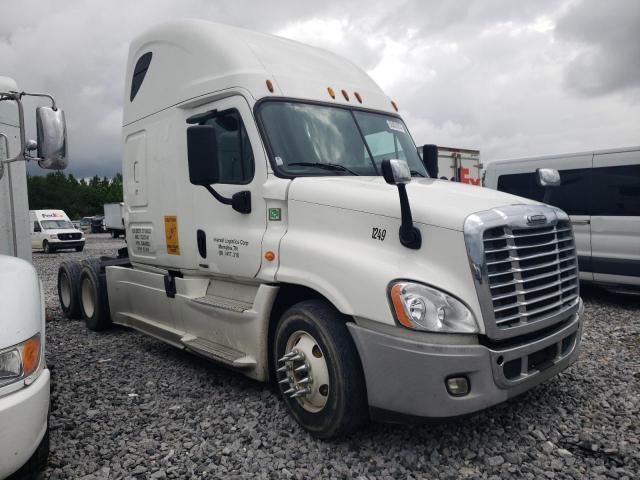 1FUJGLD54FLGA8982 - 2015 FREIGHTLINER CASCADIA 1 WHITE photo 1