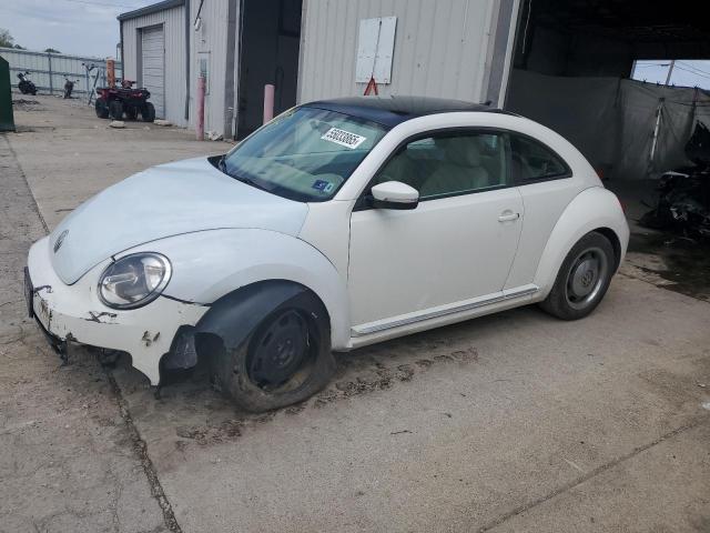 2013 VOLKSWAGEN BEETLE, 