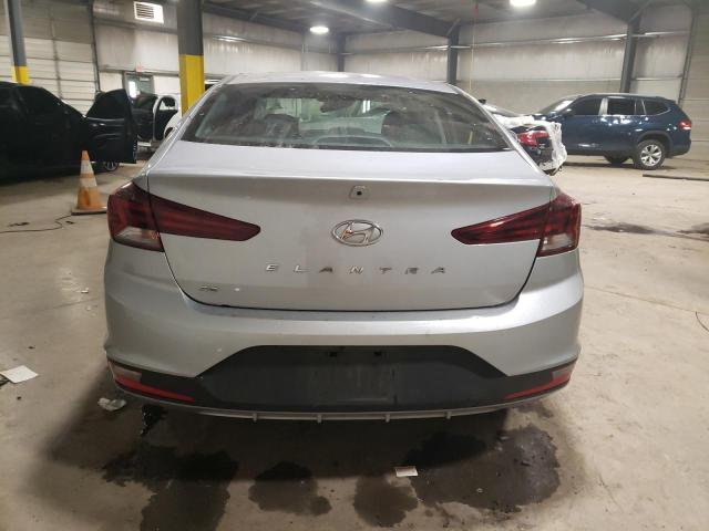 KMHD74LF7LU928630 - 2020 HYUNDAI ELANTRA SE SILVER photo 6